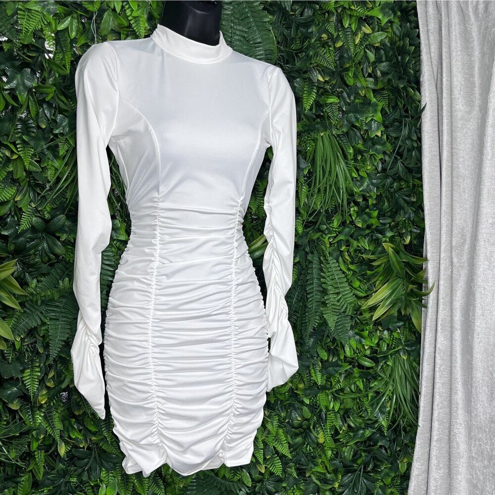 BLUE BLUSH Dress Women Small White High Neckline Ruched Pleated Fitted 2354‎